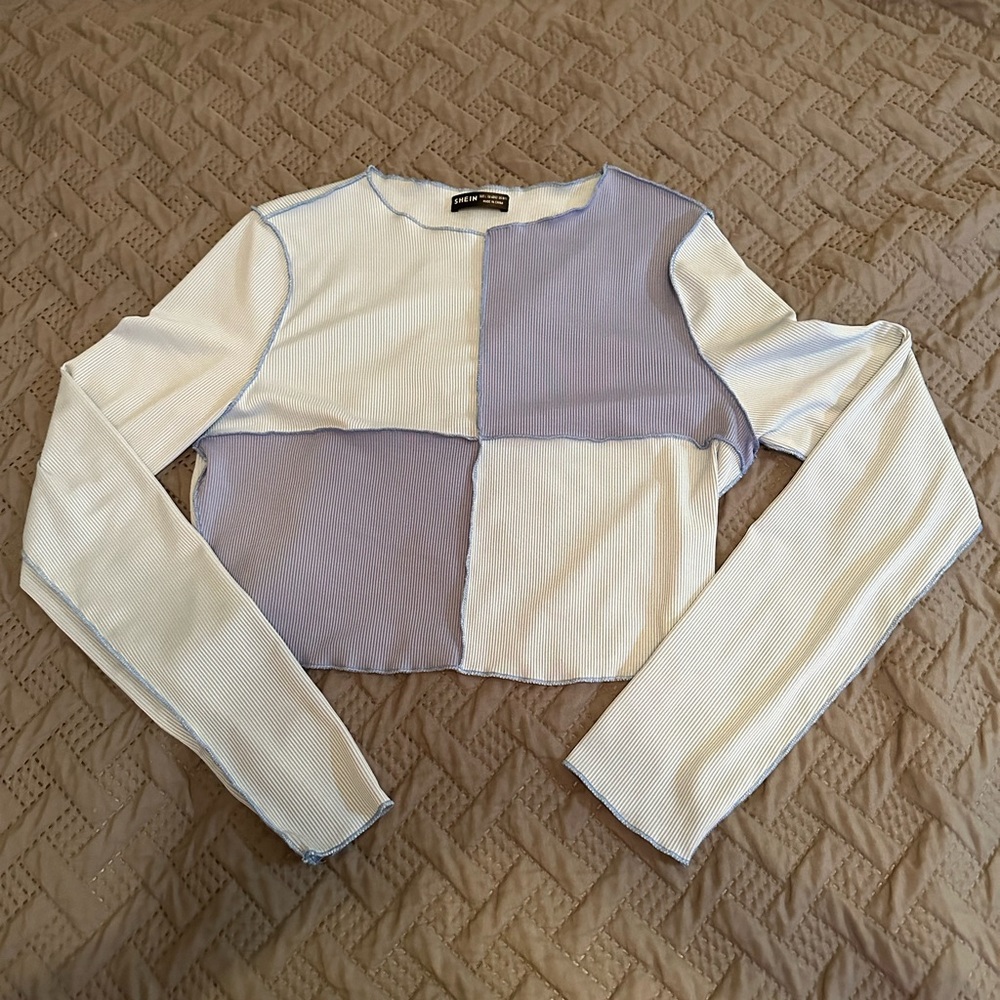 Contrast stitch colorblock crop tee